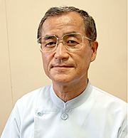 成川元章院長